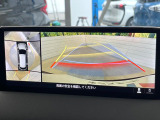 【360&deg;ビューモニター】専用のカメラにより、上から見下ろしたような視点で360度クルマの周囲を確認することができます☆死角部分も確認しやすく、狭い場所での切り返しや駐車もスムーズに行えます。