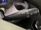 【オートライト】周りの明るさに応じて自動でヘッドライトの点灯・消灯ができる機能です!ライトの付け忘れ・消し忘れなどが無くなり、雨の日や夕方の走行も安心!トンネル通過時も便利ですね♪