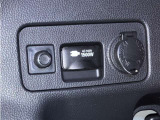 非常時やキャンプなどに役立つアクセサリーコンセントAC100V・1500Wコンセント付きです。