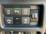 【コーナーセンサー】駐車時など障害物をセンサーが察知しアラームで教えてくれます!あると便利な装備です☆