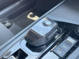 【 シフト 】スムーズなシフトチェンジで快適にお車を操縦していただけます!//