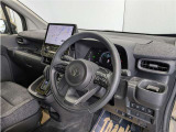 見通しのよいすっきりとした視界で、誰でも運転しやすいです。運転のしやすさは疲れにくさにも繋がりますよ♪