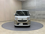 お車購入のポイントとなるフロントマスクです!かわいらしい目つきが印象的なデザインのヘッドランプです。