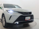 高輝度で点灯速度が速く、しかも消費電力の少ないLEDヘッドライトが装備されています!LEDの明るい光が走行中の視界の確保をサポートして、夜のドライブがより楽しく安全に運転できます♪