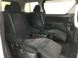 ゆとりある広々とした車内空間は、ドライブを始め買い物やレジャーなど、幅広く活躍します。一人でもみんなとでもお出かけを楽しみましょう!