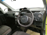 ご覧の車両以外にも多数のU-CARを展示販売しております。