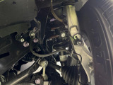 お車を安心してお乗りいただく為には、足回りの定期点検が欠かせません。サービスサポート(有償保証)では無料点検もご提供しており、安心のカーライフをお過ごしいただけるサポート体制が整っています。