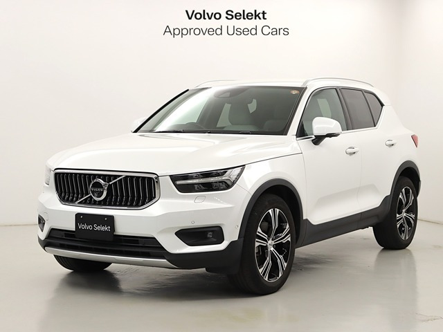 XC40 B4 AWD インスクリプション 4WD