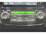 お好きな温度に設定すれば自動的に温度を調節、車内を快適空間に仕上げてくれます。