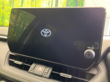【10.5インチ ディスプレイオーディオ】大画面のディスプレイはAppleCarPlayやAndroidAutoが利用可能。大きな画面でスマホナビアプリ等が利用いただけます♪