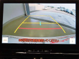 バックガイドモニターで、後方を確認しながら安心して駐車することができます。運転初心者も熟練者も必須の機能ですよ!