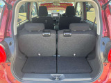 ラゲッジスペースの画像です。軽自動車ですが開口部も広いので荷物も載せやすいです!