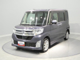【扱いやすいボディ】スクエアな形状でスーパーなどの限られた駐車スペースでも停めやすく日々の買い出しや送迎をラクに行える利便性が魅力です。