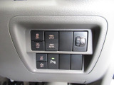 【コーナーセンサー】駐車時など障害物をセンサーが察知しアラームで教えてくれます!あると便利な装備です☆