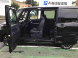 お支払い総額は、千葉県内でのお乗り出し価格になります(車庫証明取得費用・希望ナンバー・オプション費用は含まれておりません)。千葉県外のお客様には+11,000円別途
