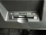 ETCゲートを使ってキャッシュレスで料金所を通過・スマートに時短出来ます。スマートICを乗降出来るのもメリットです!ETCカードはトヨタカードがおすすめ!