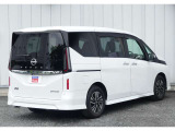 セレナ 1.4 e-POWER ハイウェイスターV 