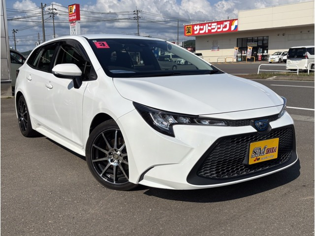 カローラツーリング 1.8 ハイブリッド G-X E-Four 4WD 