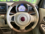 【純正革巻きステアリング】上質な革を使用することで、手にしっかり馴染みとても運転しやすいハンドルです♪