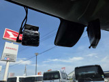 デザイン性だけでなく、ドライバーの巻き込み防止など安全運転をサポート致します!周囲からの視認性にも優れていて安心です!