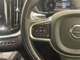 XC60 B5 AWD モメンタム 4WD 4WD 本革シート