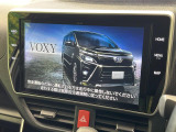 【純正10型ナビ】人気の純正ナビを装備。オーディオ機能も充実しており、Bluetooth接続すればお持ちのスマホやMP3プレイヤーの音楽を再生可能!毎日の運転がさらに楽しくなります!!