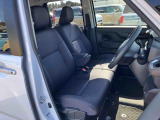 お引渡し前に点検整備を行います!ご購入後も中古車保証付きです!新車時メーカー保証期間が残っている場合は保証継承も行います!※ダイハツ車12ヶ月保証、他メーカー車6ヶ月保証となります。