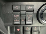 両側電動スライドドアで狭い所でも乗り降り楽々です!