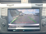 ●ガイドライン付きバックカメラ:不安な駐車もこれで安心!ガイドライン付きなので狭い箇所での駐車もラクラクです!