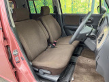 運転席シート廻りは使用感も少なく、良好な状態となっています。丁寧に使われていたことがよくわかりますね。