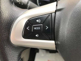 【ステアリングスイッチ】ステアリングを握ったままオーディオ等がコントロール出来ますので、利便性だけでなく事故防止にも繋がります。