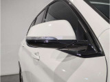 【BMWミラー】視認性の高いスタイリッシュなミラー。自動防眩機能も付いており夜間のドライビングをサポートします。