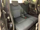 余裕のある運転席ですので、快適なドライブをお楽しみいただけます。