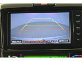 バックガイドモニターで、後方を確認しながら安心して駐車することができます。運転初心者も熟練者も必須の機能ですよ!