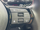 【アダプティブクルーズコントロール】高速道路での長距離走行が楽に!!自動で速度を保つクルーズコントロールが、衝突軽減システムと連携し、前方の車両を感知して車間を保つように速度調節してくれます!!