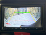 【バックカメラ】駐車時に後方がリアルタイム映像で確認できます。大型商業施設や立体駐車場での駐車時や、夜間のバック時に大活躍!運転スキルに関わらず、今や必須となった装備のひとつです!