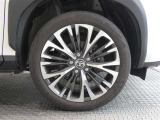 R3年式夏タイヤ225/45R18コンチネンタル製です。