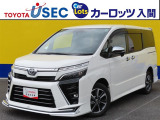 後席モニター付き☆8人乗り☆4WDの「VOXY」☆