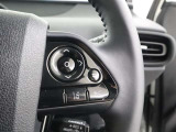 ステアリングスイッチです!視線を逸らすことなく操作することができます!