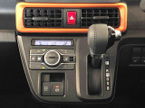 温度を設定すれば、自動で車内の温度管理をしてくれる優れものです♪ATミッションで運転楽々