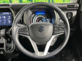 【純正革巻きステアリング】上質な革を使用することで、手にしっかり馴染みとても運転しやすいハンドルです♪