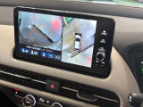 マルチビュカメラ搭載で、バックギアに入れるだけで自動でリヤカメラに切り替わります!車庫入れやバックが苦手な方にオススメ!
