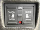 【両側パワースライドドア】スマートキーや運転席のスイッチで後席両側スライドドアの開閉が可能♪電動だから力を入れてドアを開ける必要が無く、小さなお子様でも簡単に開け閉めでき快適です♪