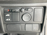 【パワースライドドア】スマートキーや運転席のスイッチでスライドドアの開閉が可能♪電動だから力を入れてドアを開ける必要が無く、小さいお子様でも、重い荷物を持っている時もラクに開け閉めできます♪
