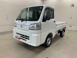 お探しのお車がございましたら遠慮なく店舗スタッフにご相談下さい。