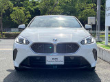 【キドニーグリル】BMWは約90年もの間、ほぼ全ての車両にひと目でBMWだと分かるこの特徴的なフロントグリルが備えられ、デザイン・アイコンとして親しまれてきました。