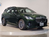【BMWの伝統-2】時代を超える美しさ。磨き抜かれたエアロダイナミクスが瞳を奪う。一目で伝わるスポーティーなプロポーションは、BMWの走行性能を生み出すのに欠かせない要因の一つです。