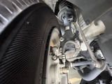 お車を安心してお乗りいただく為には、足回りの定期点検が欠かせません。サービスサポート(有償保証)では無料点検もご提供しており、安心のカーライフをお過ごしいただけるサポート体制が整っています。