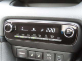オートエアコンで車内はいつでも快適です♪