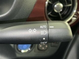 トンネルなど、周囲の明るさの変化でランプ類を自動オン・オフするコンライトです(消し忘れ防止機能付)